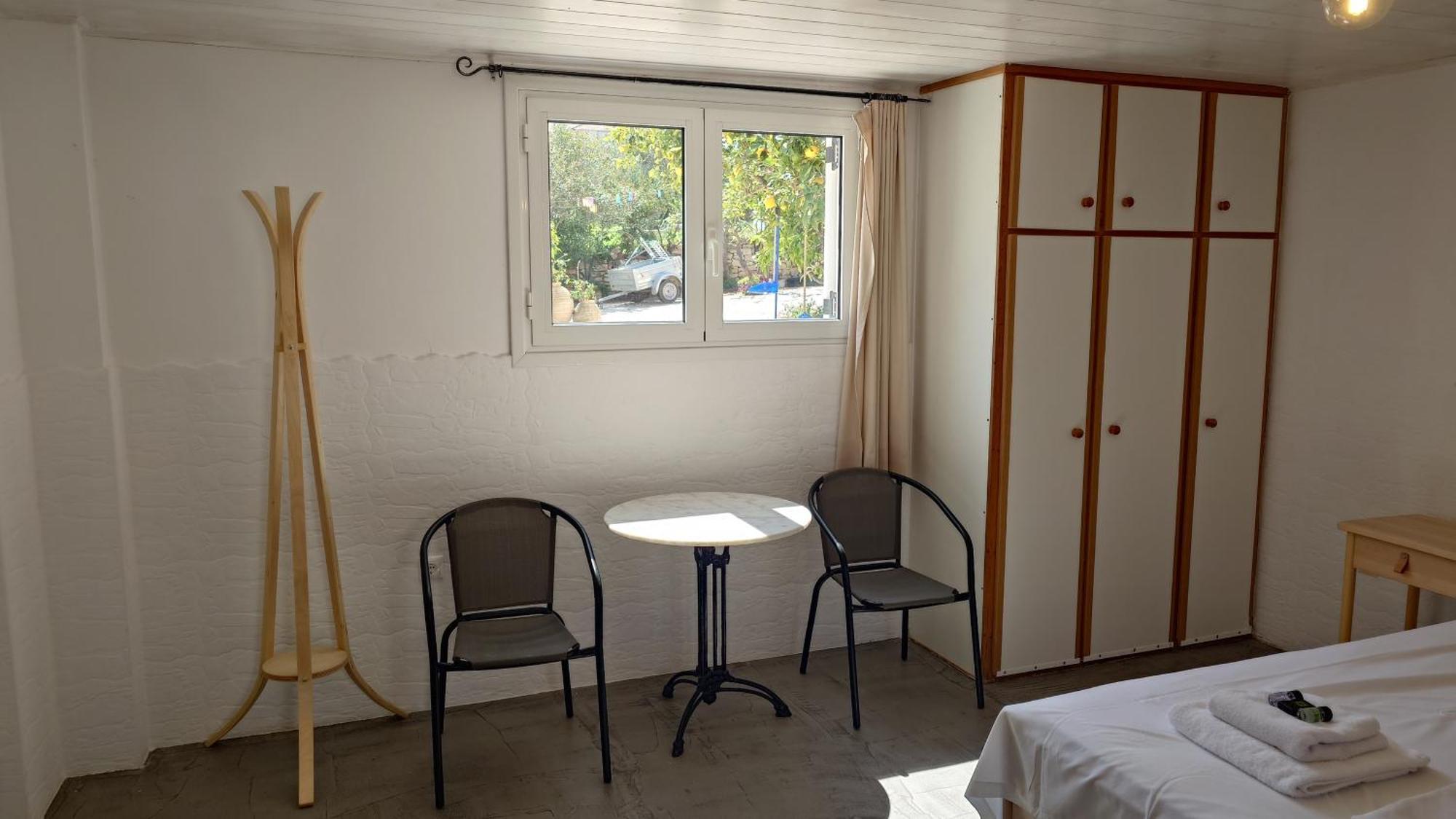 ואטי Elena Apartments Ithaca מראה חיצוני תמונה